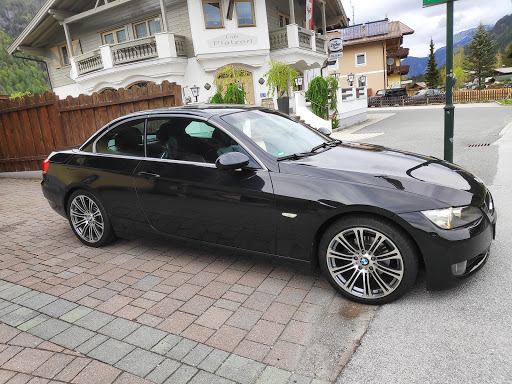 BMW style 220 wheel
